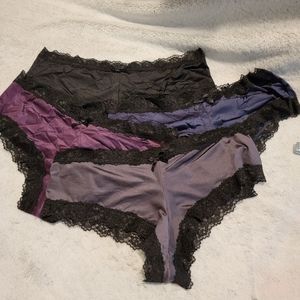 NWOT Fashion World 4 Pack Bikini Briefs